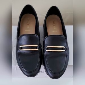Aldo leather upper loafers size 6 women's